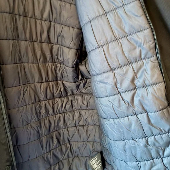 Gerry Men’s Insulated Quilted Puffer Jacket - Black - Size large - Picture 11 of 14